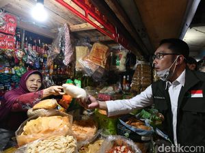 Harga Gula Belum Stabil, Ridwan Kamil: Belanjalah Sewajarnya