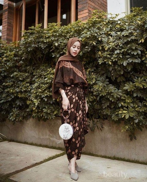 4 Ide OOTD Hijab Terbaik Ini Cocok Banget buat Kondangan ...