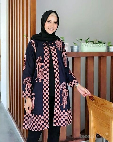Enggak Melulu Formal Ini Mix And Match Model  Baju  Batik 