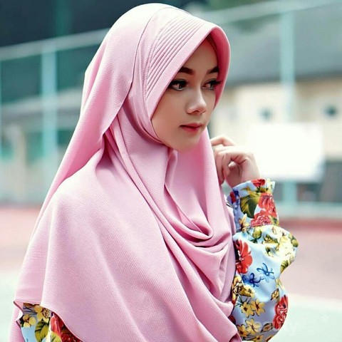 Wah, Deretan Model Jilbab Terbaru Ini Akan Bikin Tampilanmu Tambah Kece