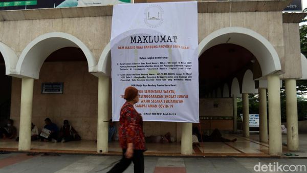 Pengumuman, Masjid Raya Bandung Tiadakan Salat Jumat