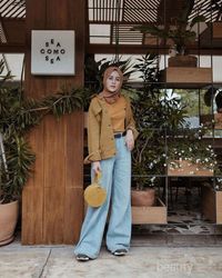 style jalan santai hijab