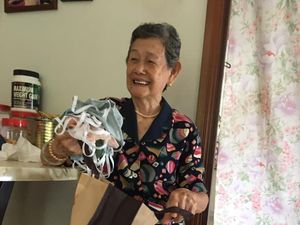 Terenyuh! Kisah Viral Ibu Bikin Masker Cegah Virus Corona untuk Anaknya