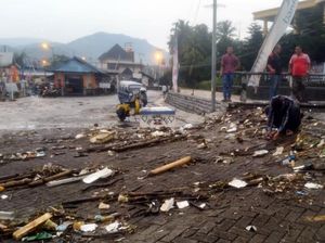 Sungai Meluap, Dermaga Palabuhanratu Terendam Banjir