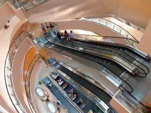 Soal THR Karyawan, Pengusaha Mal: Dananya Nggak Ada