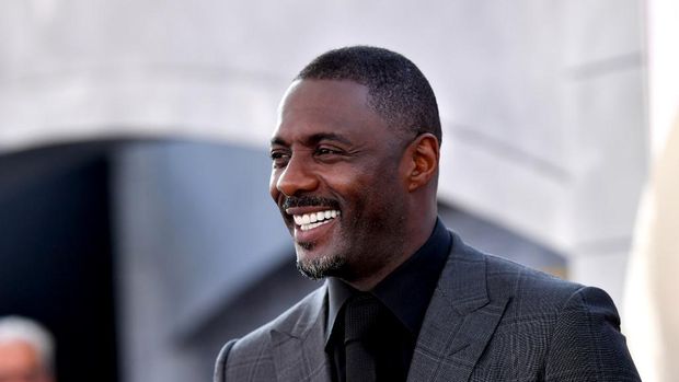 HOLLYWOOD, CALIFORNIA - JULY 13: Idris Elba arrives at the premiere of Universal Pictures' 