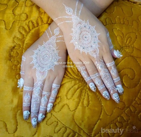 Desain Henna Pengantin Ini Akan Membuat Tampilan Tanganmu Makin Cantik Intip Beragam Modelnya Di Sini