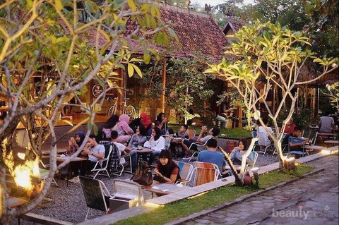Filosofi Kopi Jogja | 20 Coffee Shop Aesthetic Jogja yang Wajib Dikunjungi