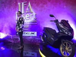 Gaya Selebritis Saat Tampil di Insert Fashion Awards 2020