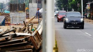 Corona Mewabah, Proyek Flyover Lenteng Agung Jalan Terus