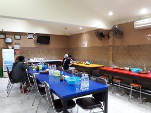 Tak Terapkan Protokol Kesehatan, Rumah Makan di Makassar Bakal Dapat Sanksi