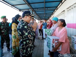 Jaring Pengaman Kembali Disalurkan untuk Warga Banyuwangi Terdampak Corona