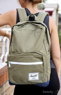 backpack wanita yang bagus