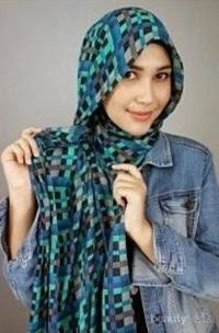 Tutorial Hijab Dari Rani Hatta Ini Akan Bikin Gaya Keseharian Kamu ...