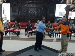 Pengusaha Guyurkan Bantuan Penanganan Corona di Malang