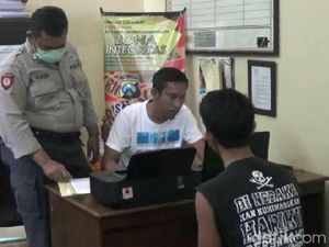 Pria di Probolinggo Bacok Janda yang Jadi Selingkuhan Ayahnya