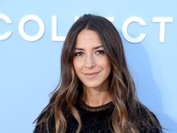 Drama Karantina COVID-19, Influencer Positif Corona Menangis Minta Maaf