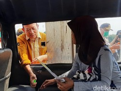 1.000 Botol Hand Sanitizer Bikinan Apoteker Banyumas Dibagikan Gratis