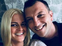 Duh! Pasangan Ini Mabuk & Ena-ena di Pesawat, Dilihat Anak-anak