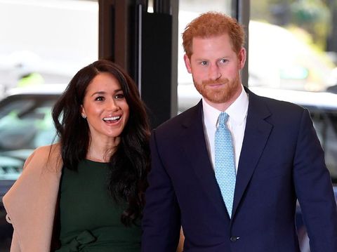 Meghan Markle Curhat Diperlakukan Berbeda dengan Kate Middleton oleh Kerajaan