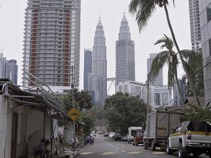 Malaysia Akan Lockdown, Hanya Boleh 2 Orang Pergi Keluar Radius 10 Km