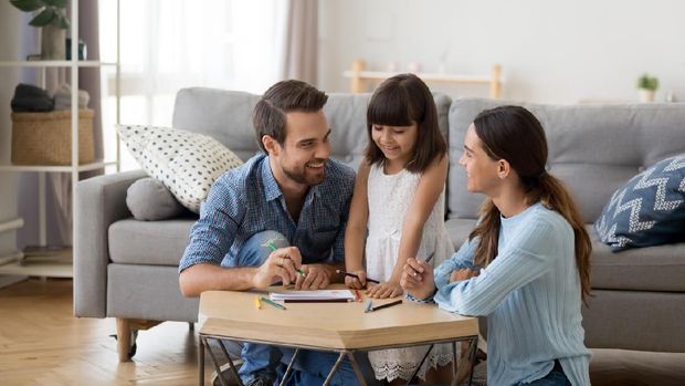 Anak belajar di rumah