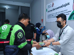 Gojek Impor 5 Juta Masker Gojek Impor 5 Juta Masker