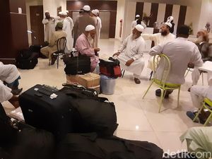 Ratusan WNA Peserta Ijtima Ulama Zona Asia Dievakuasi ke Hotel di Makassar