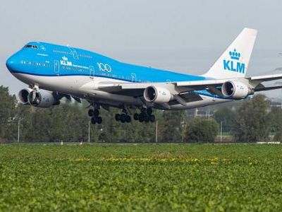 Potret Penerbangan Terakhir B747 yang Kosong Karena Corona