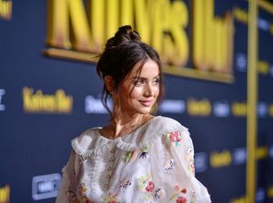 Ditemukan Standee Ana de Armas di Tempat Sampah Ben Affleck usai Kabar Putus