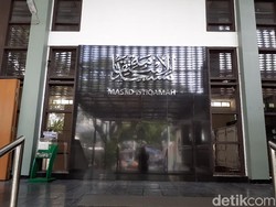 Ini Sejumlah Masjid di Jabar yang Tetap Gelar Salat Jumat