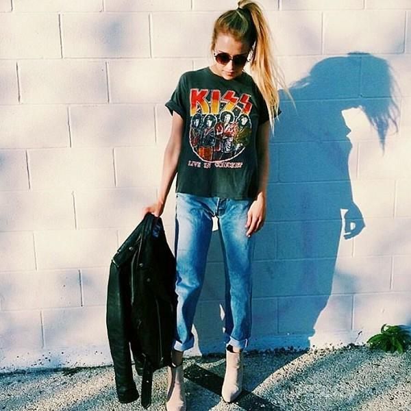 Agar Gayamu Tidak Boring, Ketahui Tips Style Casual dengan T-shirt Berikut Ini!