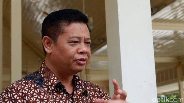 Sekda DIY Kadarmanta Baskara Aji  di Kepatihan, DIY, Kamis (19/3/2020)