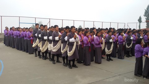 Uniknya Inilah 5 Seragam  Sekolah Unik dari Berbagai 