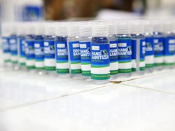 BUMD di Jabar Bagikan Ribuan Hand Sanitizer dan Nasi Kotak untuk Tenaga Medis