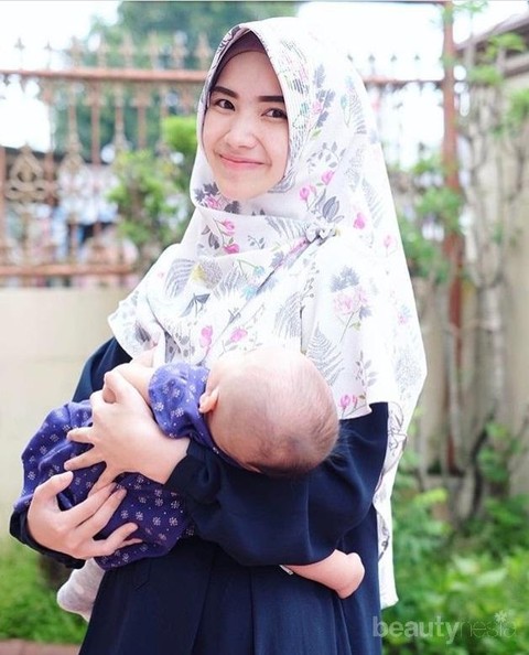 Tips Memilih Baju Menyusui Untuk Muslimah