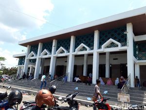 Salat Jumat di Masjid Ageng Boyolali Dipenuhi ASN dan Warga