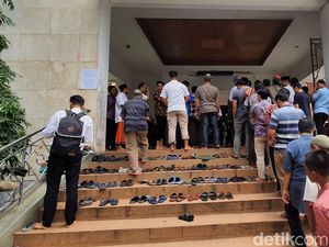 Apakah Tetap Membaca Doa Masuk Masjid Meski Iqamah Sudah Dimulai?