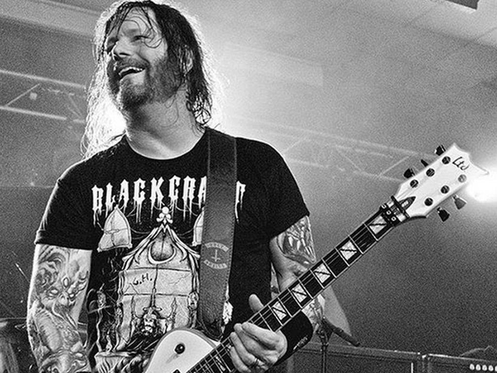 Gitaris Exodus Alami Gejala Virus Corona, Kini Jalani Karantina Gitaris Exodus Alami Gejala Virus Corona, Kini Jalani Karantina