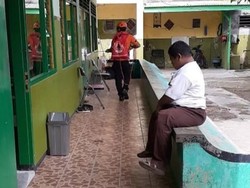 Panti Asuhan Penyandang Disabilitas di Banyuwangi Disemprot Disinfektan