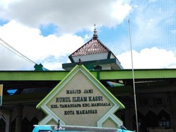 2 Masjid di Makassar Sulsel Tetap Gelar Salat Jumat, Ini Alasannya