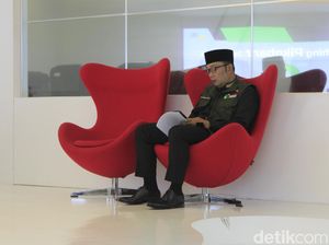 Siswa Belajar di Rumah, Ridwan Kamil Klaim Tak Ada Pelajar Positif Corona Siswa Belajar di Rumah, Ridwan Kamil Klaim Tak Ada Pelajar Positif Corona