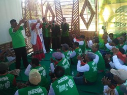 Ratusan Tukang Becak di Situbondo Diajari Cara Mencegah Virus Corona