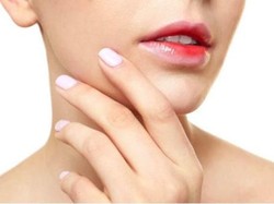 4 Cara Gampang Bikin Bibir Ombre Ala Cewek Korea