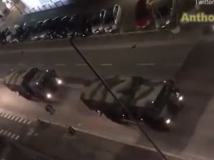 Mengerikan, Deretan Truk Militer Italia Angkut Ratusan Korban Meninggal Dunia Corona