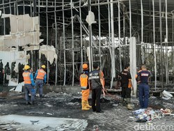 Wahana Baru Hawai Water Park Terbakar