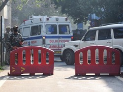 Terekam Kamera! Pengejaran Mobil Ambulans Curian di Texas