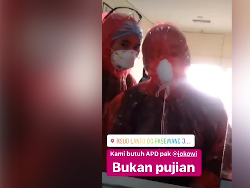 Viral Petugas Medis Pakai Jas Hujan Plastik Gegara APD Habis