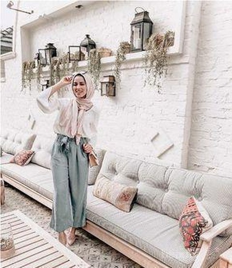 Simpel dan Manis Perpaduan Warna Pastel  untuk Outfit 