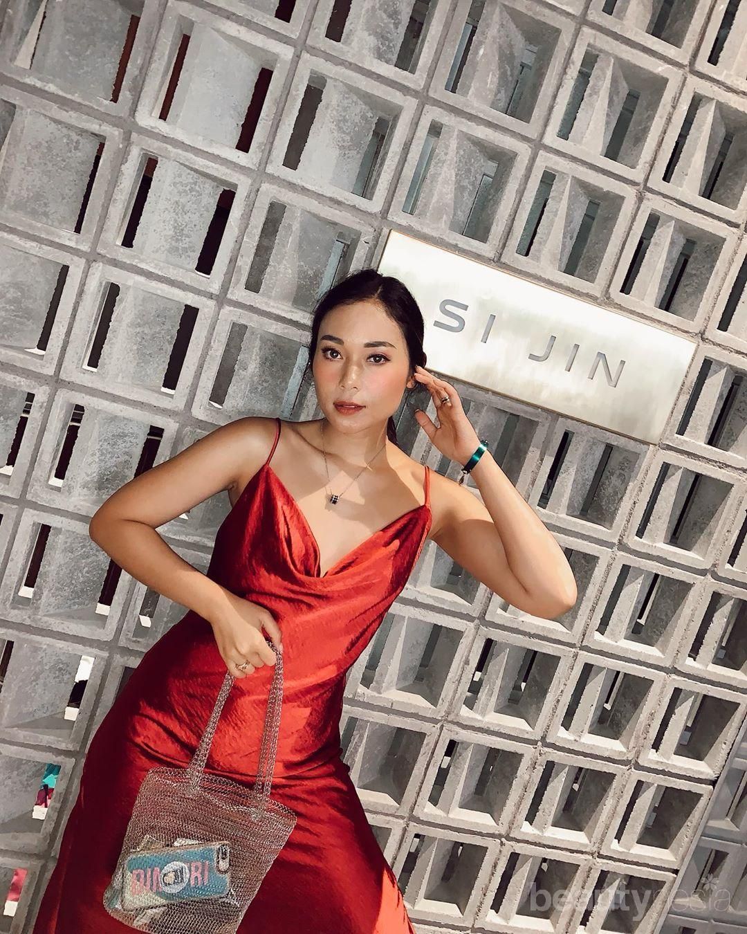 Rajin Olahraga, 8 Penampilan Body Goals Ayla Dimitri Bikin Gagal Fokus